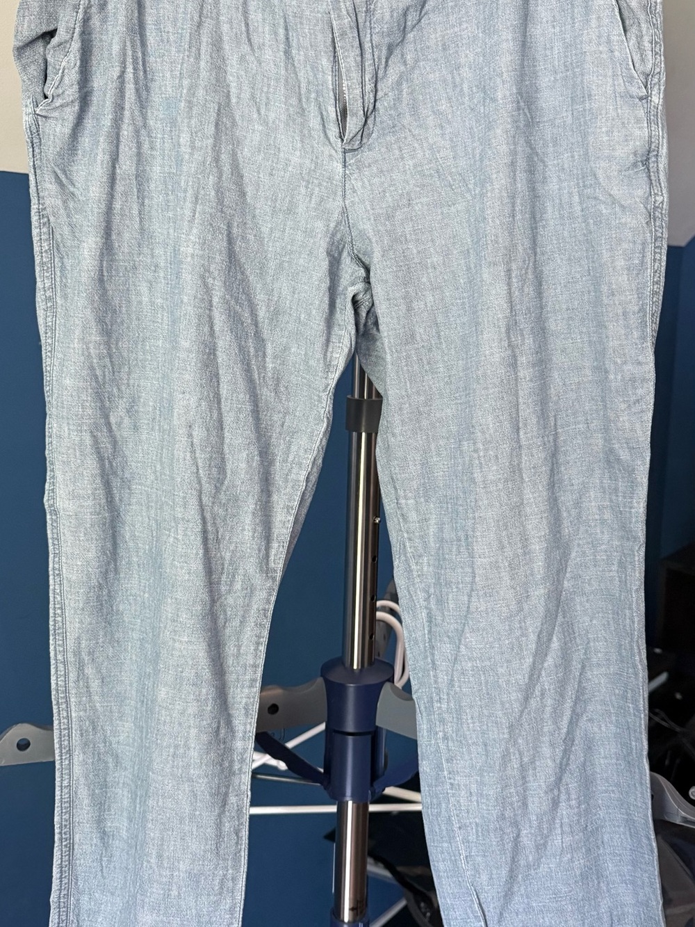 GAP Girlfriend Khaki Pants Women’s 14 Blue Chambray Relaxed Chino Straight Leg